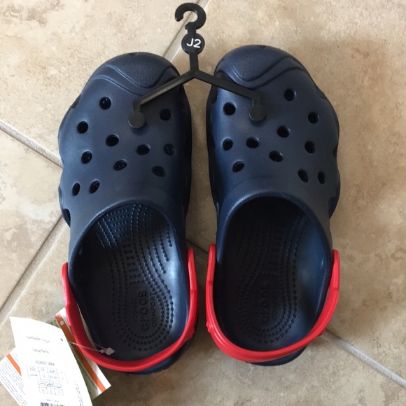 crocs swiftwater clog